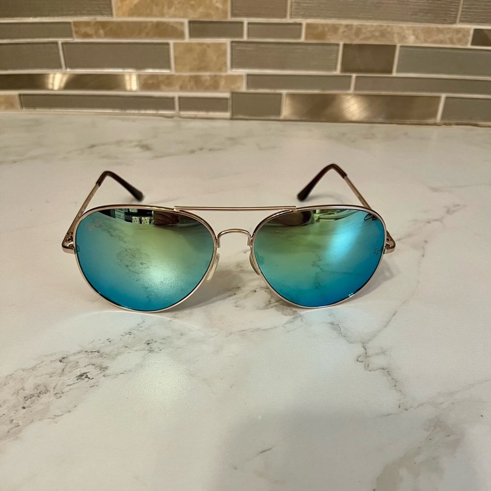 Chrome Lense Ray-Ban Aviator Sunglasses